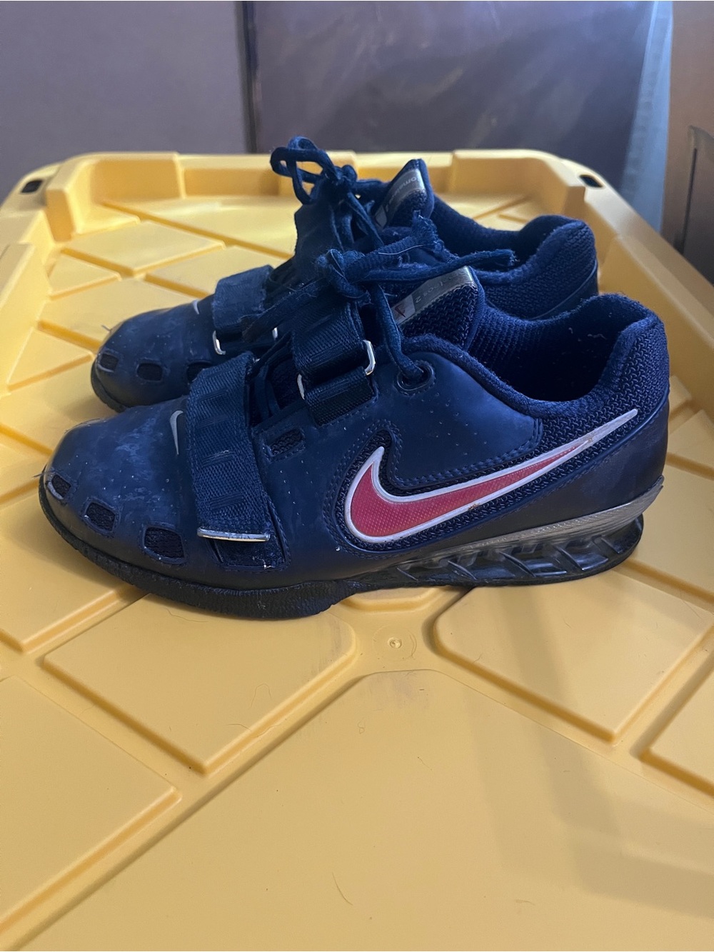 Nike Men’s Romelao 2 - size 7